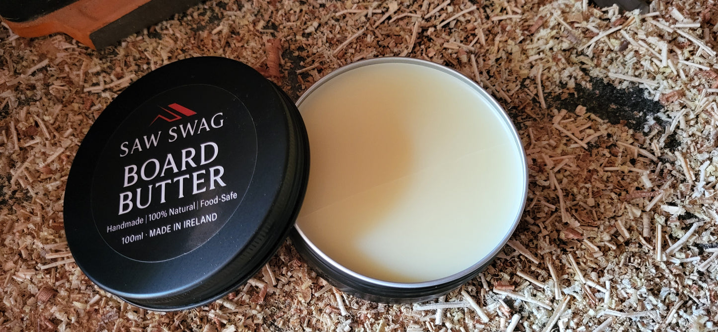 Natural chopping board conditioner with smooth protective finish