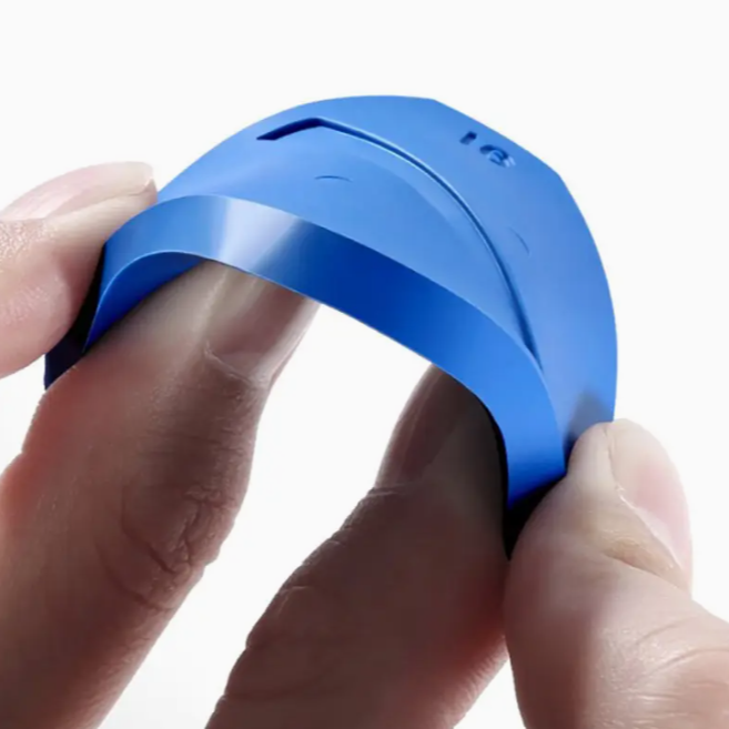 Silicone finishing kit for bathroom and kitchen sealing